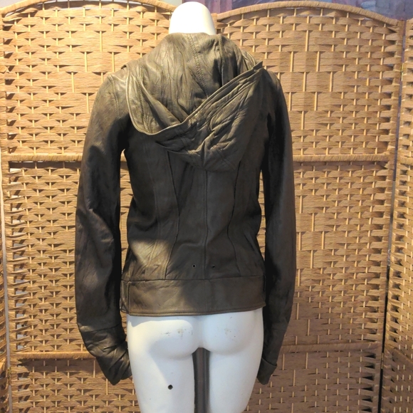Mike & Chris Leather Jacket Size XS - Picture 3 of 13